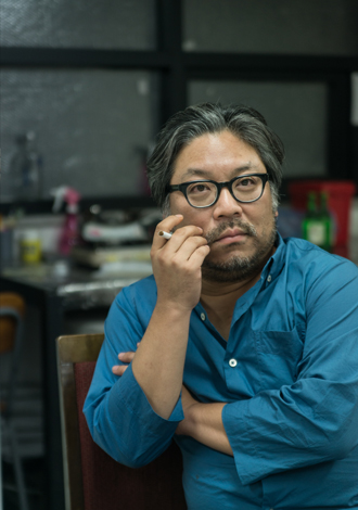 연출가 윤한솔