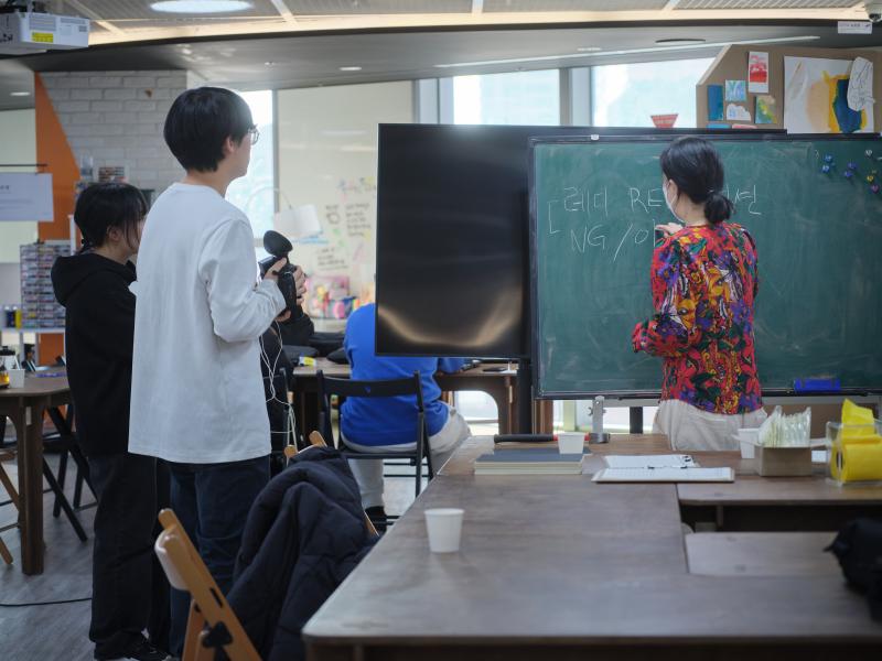 2023 아츠포틴즈LAB 가을워크숍 <육진아TA '무한한 공간 저 너머로!'>_은행조