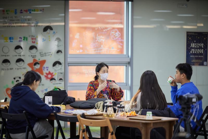 2023 아츠포틴즈LAB 가을워크숍 <육진아TA '무한한 공간 저 너머로!'>_은행조