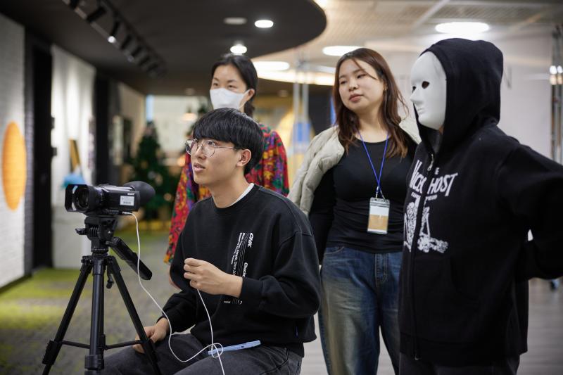 2023 아츠포틴즈LAB 가을워크숍 <육진아TA '무한한 공간 저 너머로!'>_은행조