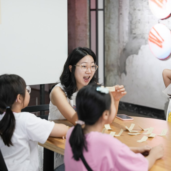 가을날의 마법사 이미지