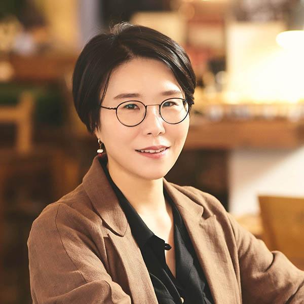 문학_한 번쯤, 시 쓰는 기분_박연준_서브.jpg