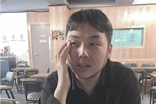 박지일 / 시인