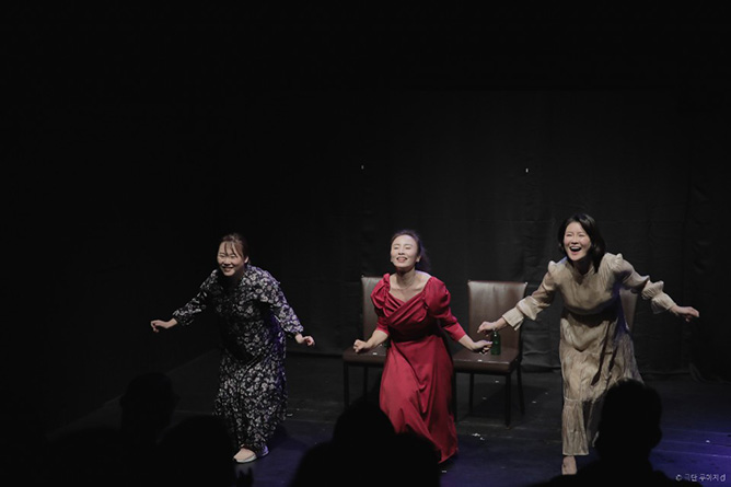 <HER STORY> 공연 장면