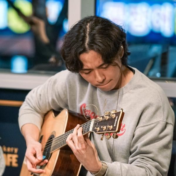 05 GUITAR 김성준.jpg